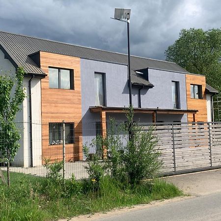Cedar Crest Aparthotel Rîşnov Εξωτερικό φωτογραφία