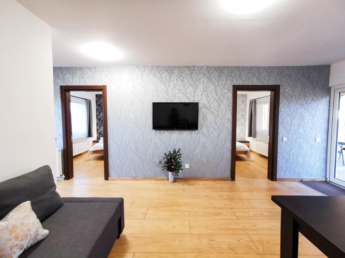 Cedar Crest Aparthotel Rîşnov Εξωτερικό φωτογραφία