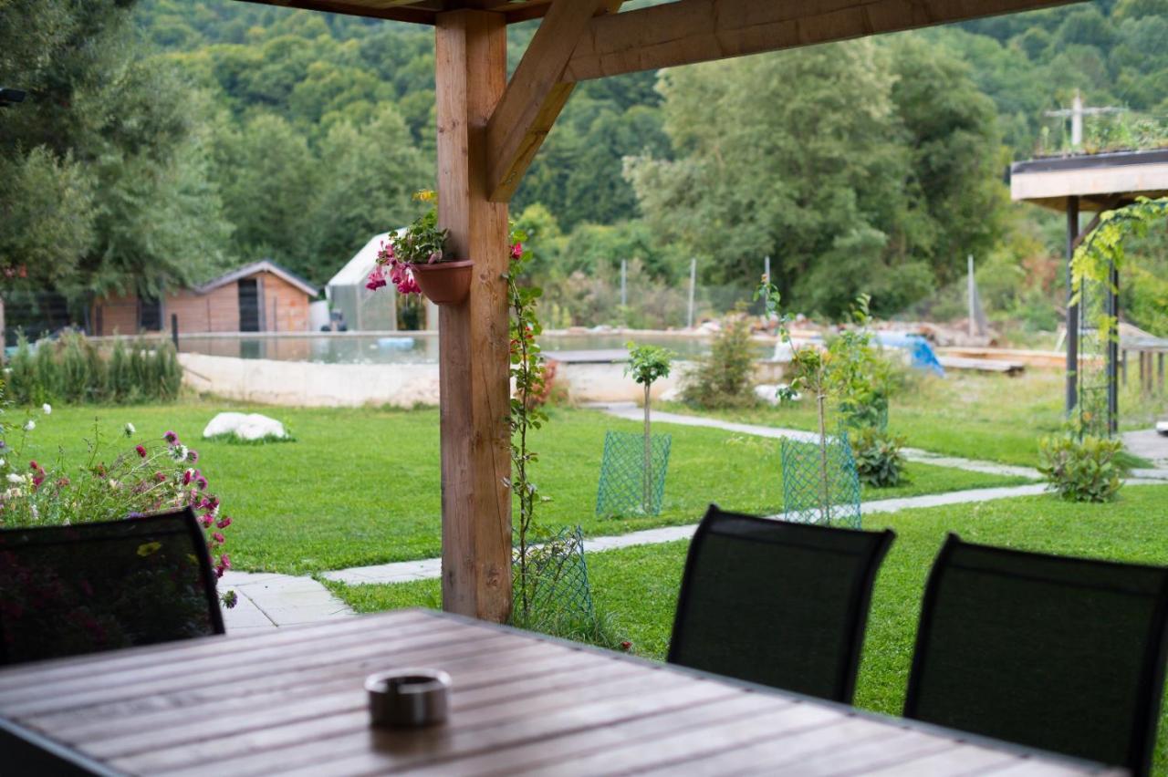 Cedar Crest Aparthotel Rîşnov Εξωτερικό φωτογραφία