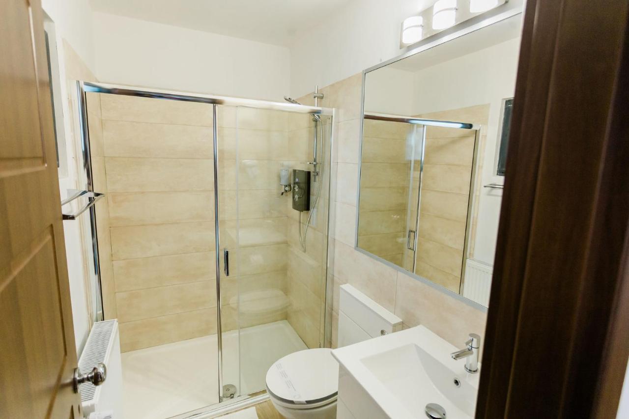 Cedar Crest Aparthotel Rîşnov Εξωτερικό φωτογραφία