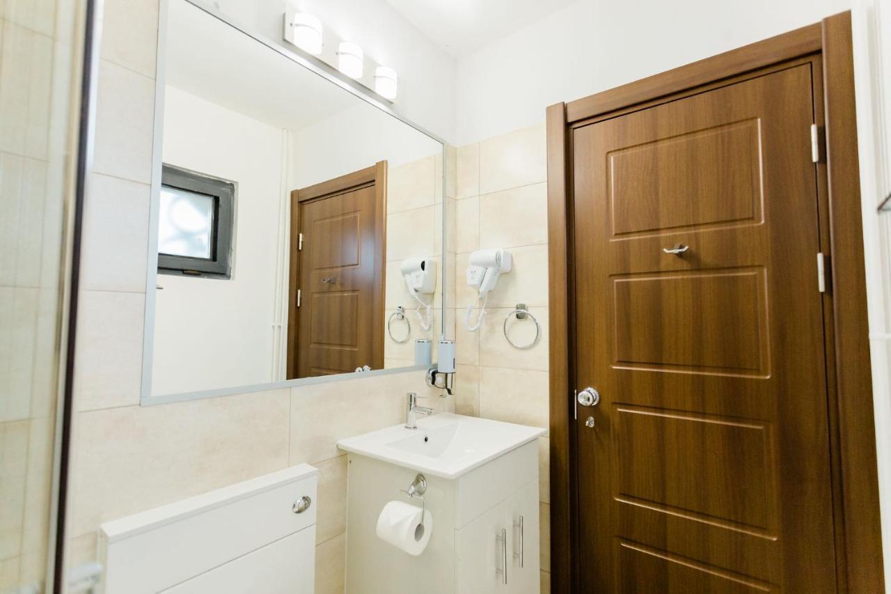 Cedar Crest Aparthotel Rîşnov Εξωτερικό φωτογραφία